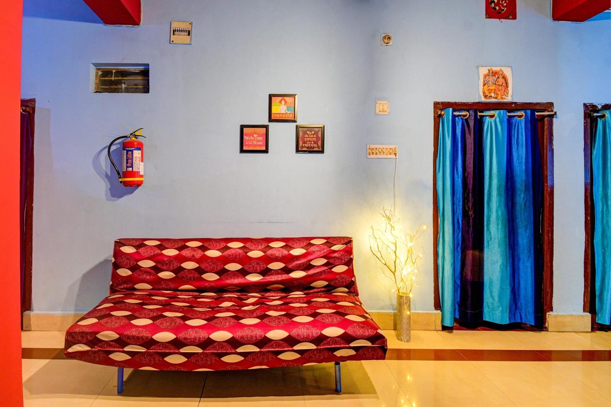 Oyo Flagship Pratikshya Guest House Baripada Ngoại thất bức ảnh